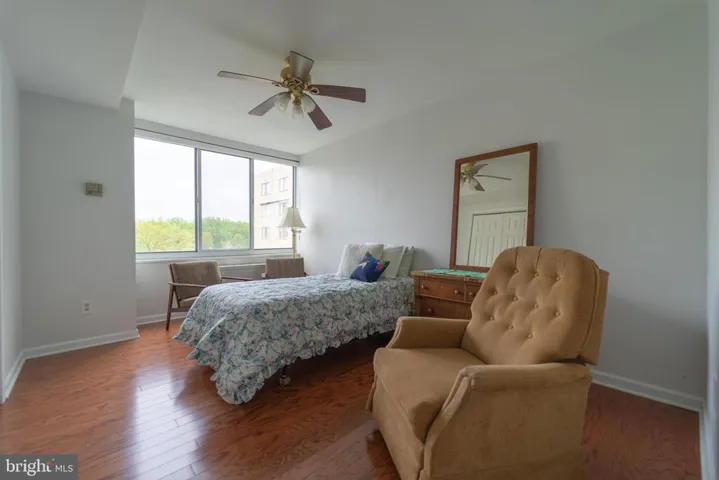 6631 Wakefield Dr #702, Alexandria, Virginia 22307