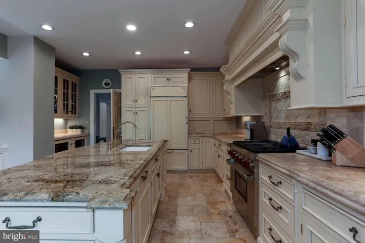 3818 N Randolph Ct, Arlington, Virginia 22207