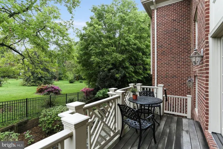 3818 N Randolph Ct, Arlington, Virginia 22207
