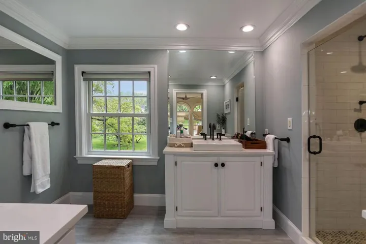 3818 N Randolph Ct, Arlington, Virginia 22207