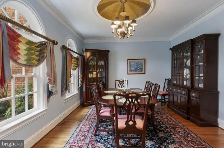 3818 N Randolph Ct, Arlington, Virginia 22207