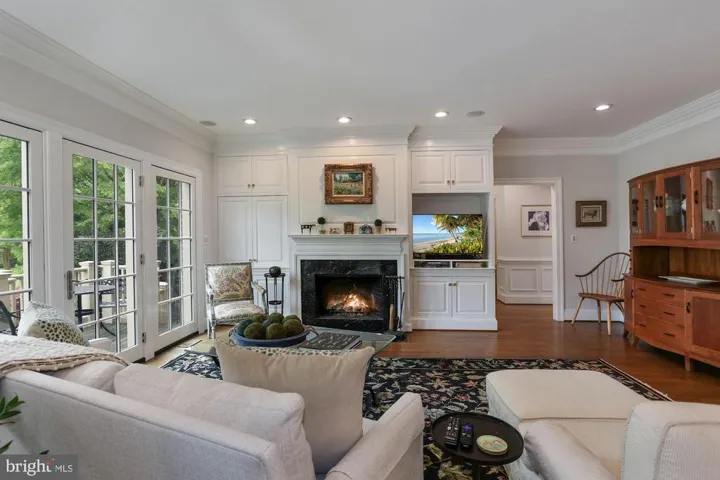 3818 N Randolph Ct, Arlington, Virginia 22207