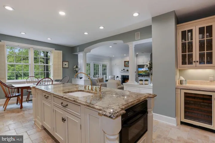 3818 N Randolph Ct, Arlington, Virginia 22207