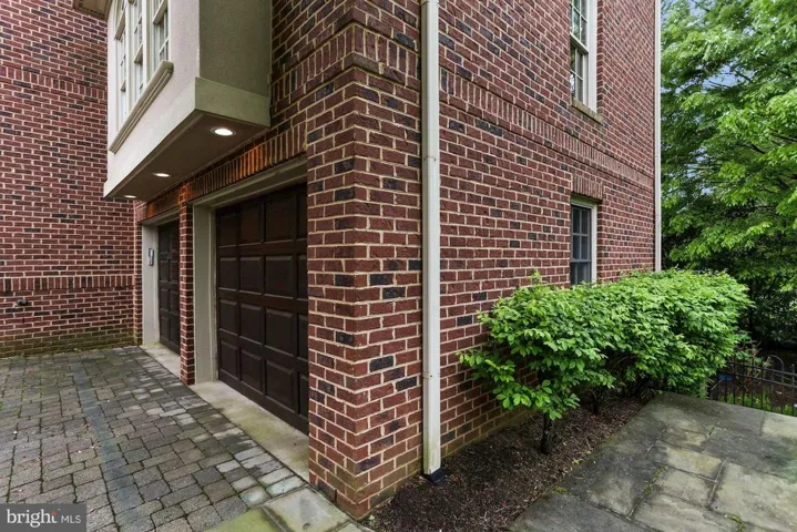 3818 N Randolph Ct, Arlington, Virginia 22207