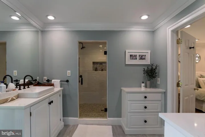 3818 N Randolph Ct, Arlington, Virginia 22207