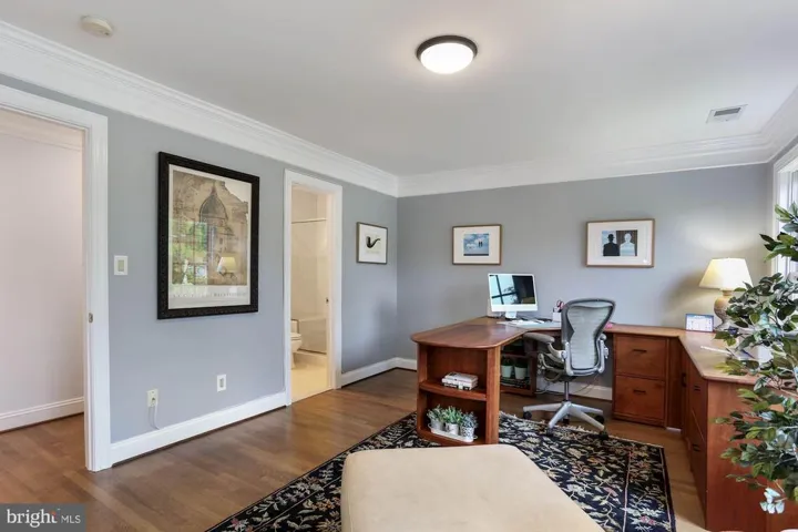 3818 N Randolph Ct, Arlington, Virginia 22207