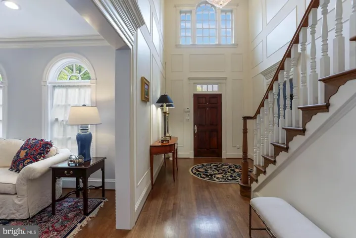 3818 N Randolph Ct, Arlington, Virginia 22207