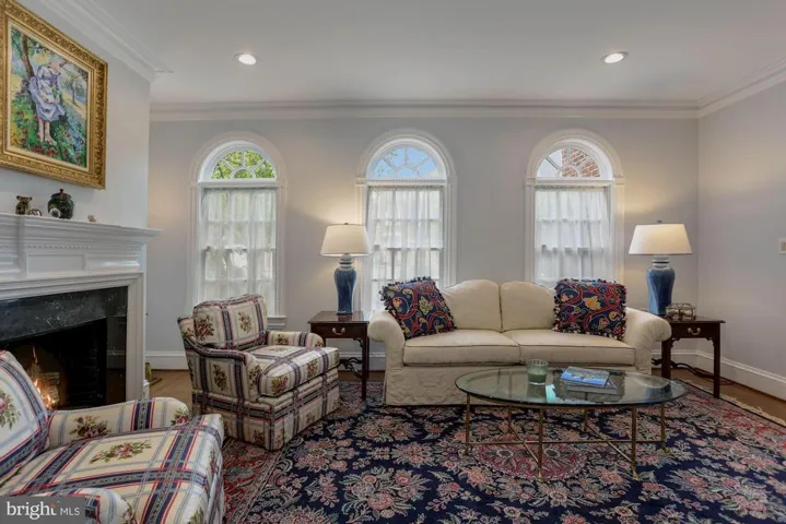 3818 N Randolph Ct, Arlington, Virginia 22207