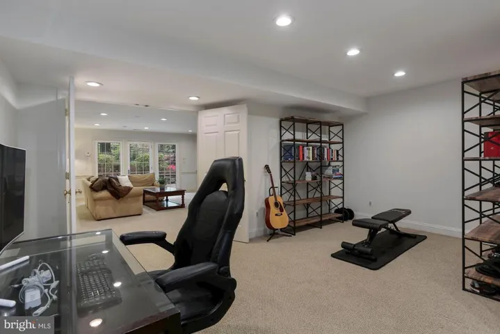 3818 N Randolph Ct, Arlington, Virginia 22207