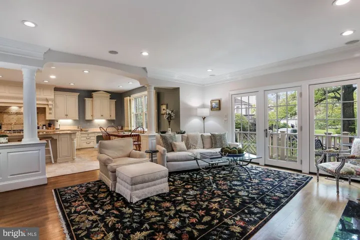 3818 N Randolph Ct, Arlington, Virginia 22207