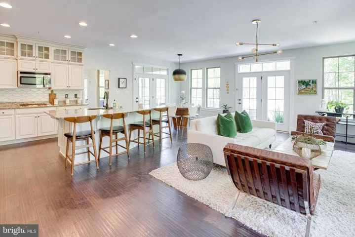 17100 Gullwing Dr, Dumfries, Virginia 22026