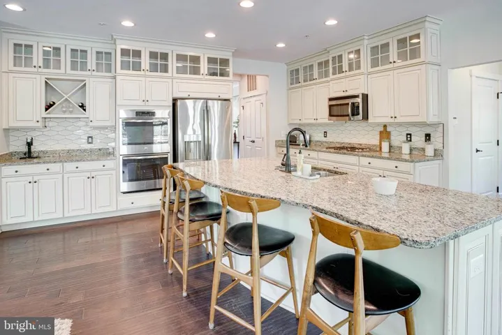 17100 Gullwing Dr, Dumfries, Virginia 22026