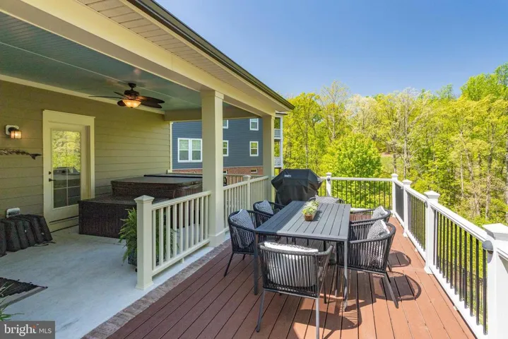 17100 Gullwing Dr, Dumfries, Virginia 22026