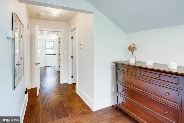 17100 Gullwing Dr, Dumfries, Virginia 22026