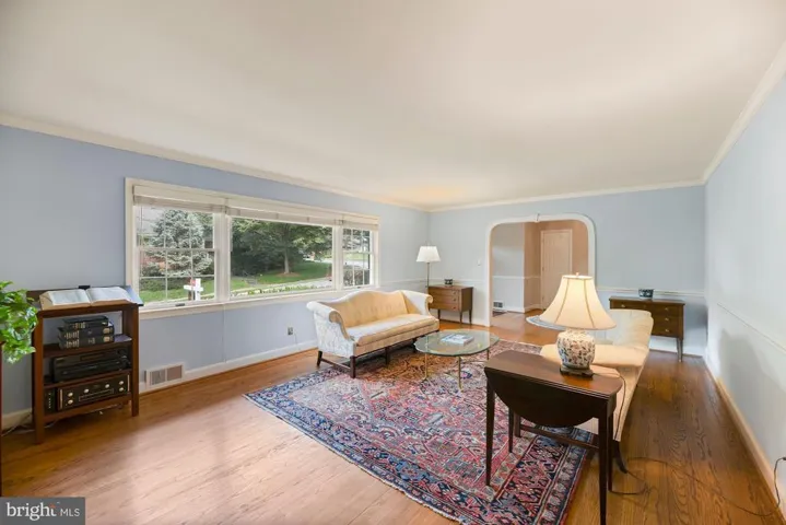 2710 N Brandywine St, Arlington, Virginia 22207
