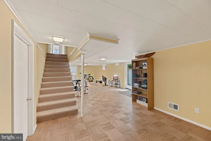 2710 N Brandywine St, Arlington, Virginia 22207