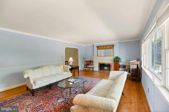 2710 N Brandywine St, Arlington, Virginia 22207
