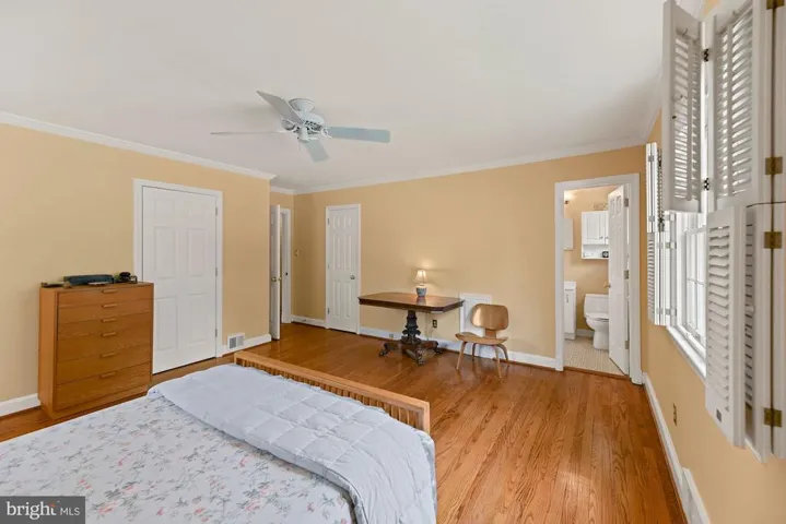 2710 N Brandywine St, Arlington, Virginia 22207