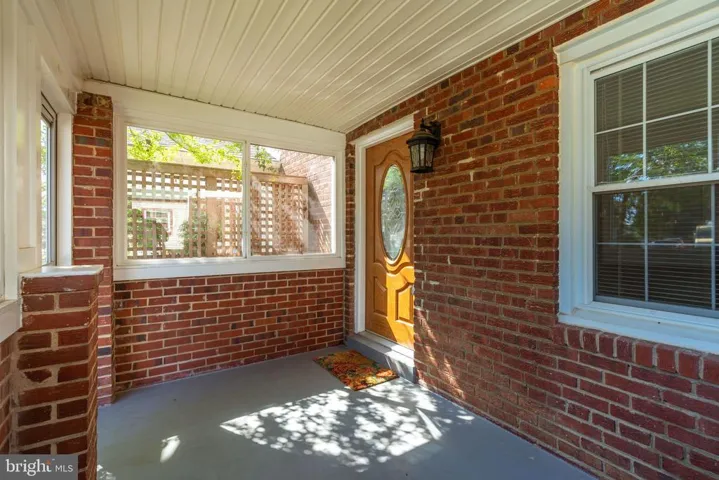 5940 N Kings Hwy, Alexandria, Virginia 22303