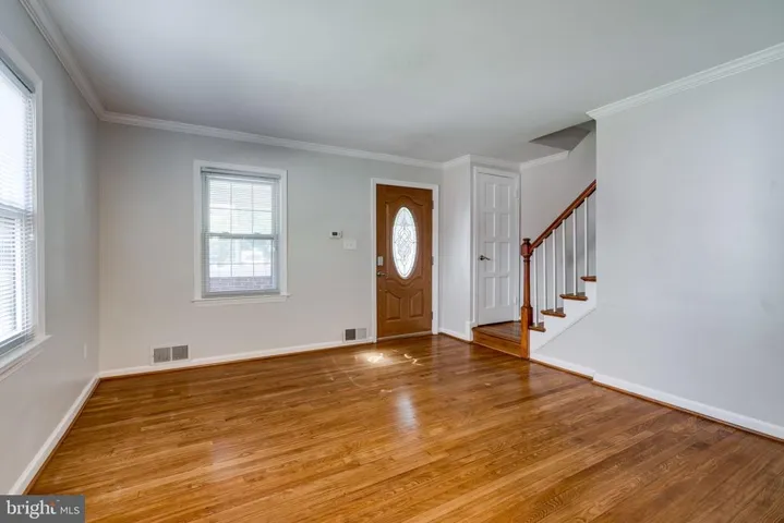 5940 N Kings Hwy, Alexandria, Virginia 22303