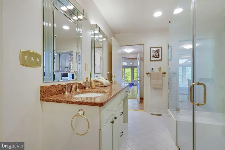 3804 Hummer Rd, Annandale, Virginia 22003