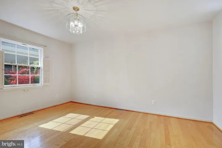 3804 Hummer Rd, Annandale, Virginia 22003