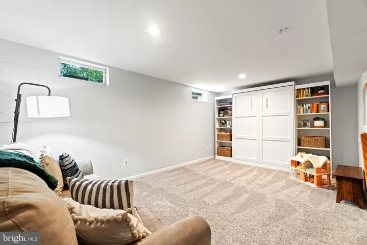 43498 Postrail Sq, Ashburn, Virginia 20147