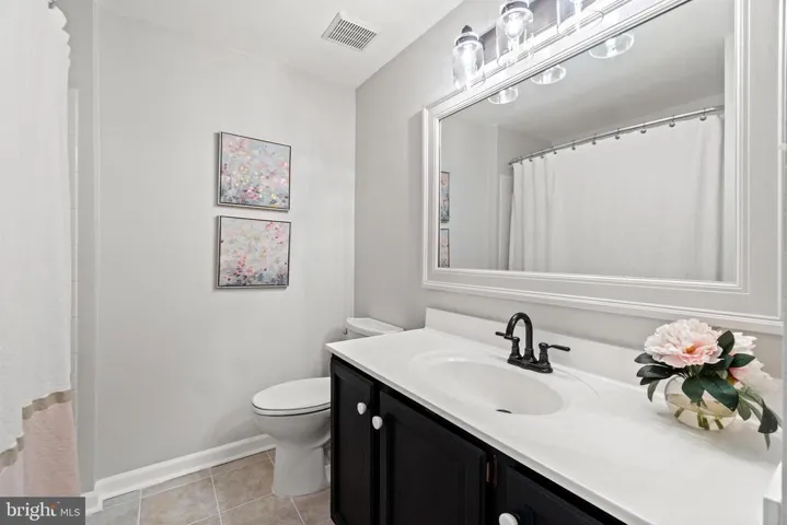 43498 Postrail Sq, Ashburn, Virginia 20147