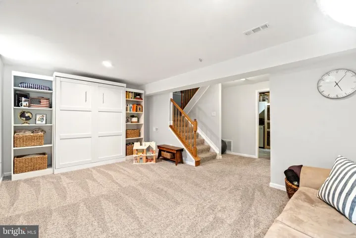 43498 Postrail Sq, Ashburn, Virginia 20147