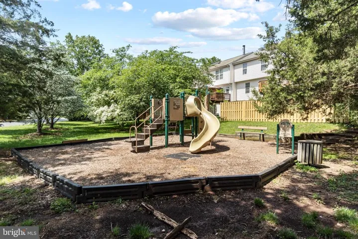 43498 Postrail Sq, Ashburn, Virginia 20147