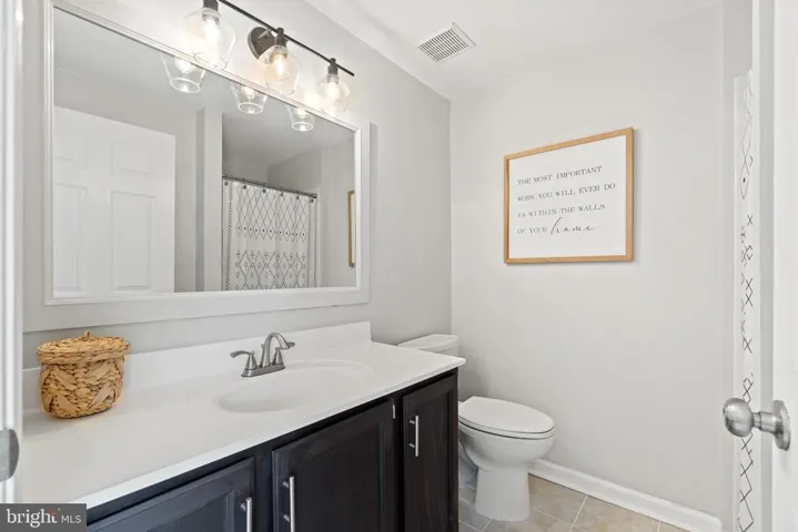 43498 Postrail Sq, Ashburn, Virginia 20147