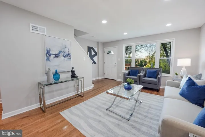1602 W St Ne, Washington, District of Columbia 20018