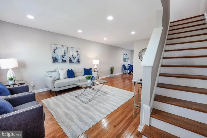 1602 W St Ne, Washington, District of Columbia 20018