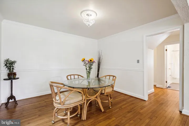 122 S Spring St, Falls Church, Virginia 22046