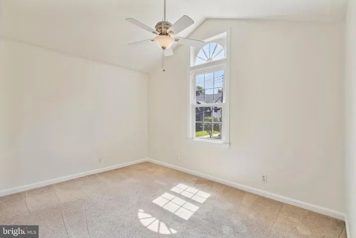 122 S Spring St, Falls Church, Virginia 22046