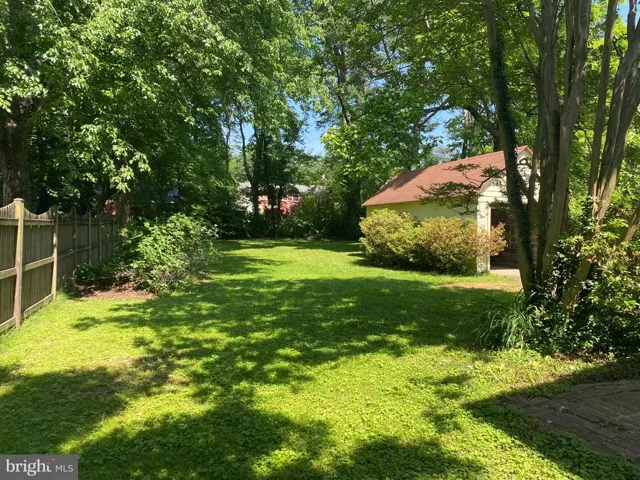 122 S Spring St, Falls Church, Virginia 22046