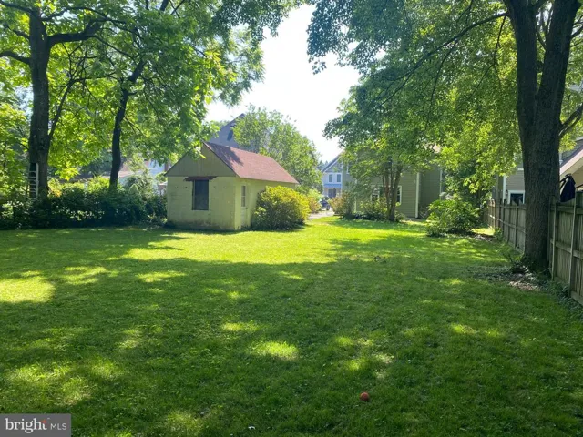 122 S Spring St, Falls Church, Virginia 22046