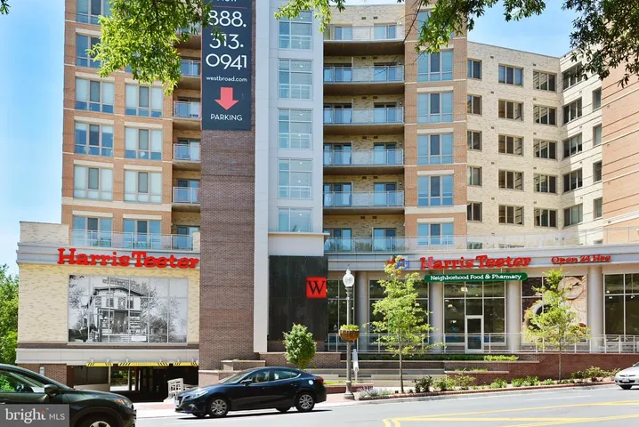 122 S Spring St, Falls Church, Virginia 22046