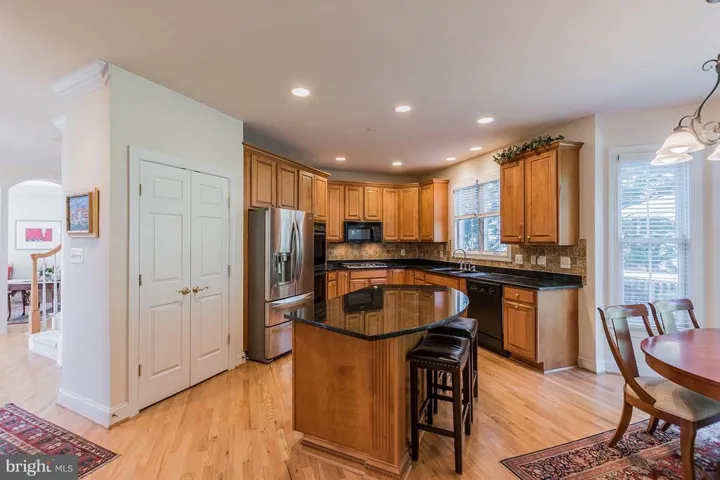 2044 Lord Fairfax Rd, Vienna, Virginia 22182