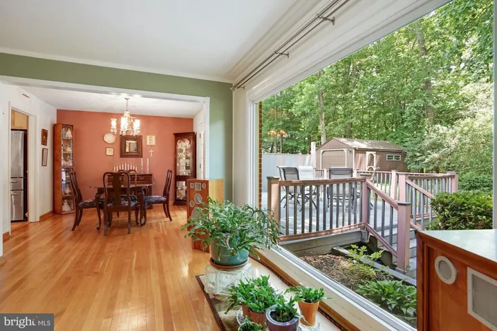 8703 Lothbury Ct, Fairfax, Virginia 22031