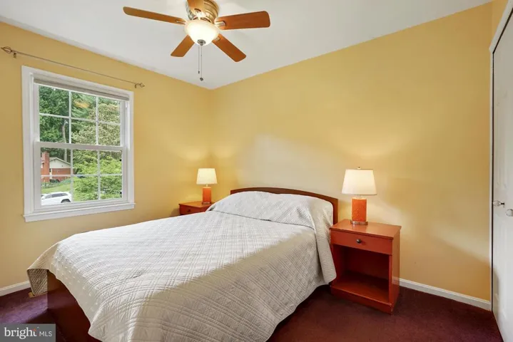 8703 Lothbury Ct, Fairfax, Virginia 22031