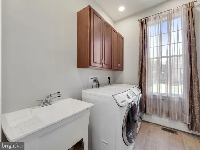 10503 Rivers Bend Ln, Potomac, Maryland 20854