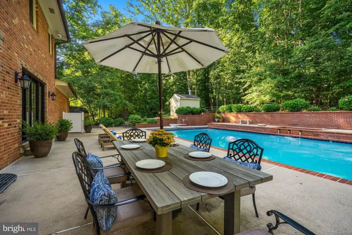10511 William Terry Dr, Vienna, Virginia 22181