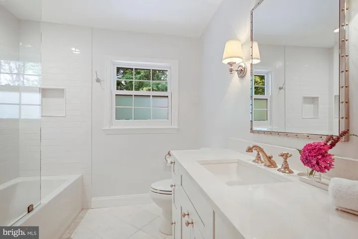 10511 William Terry Dr, Vienna, Virginia 22181