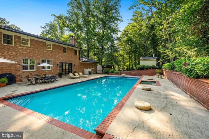 10511 William Terry Dr, Vienna, Virginia 22181