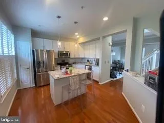 3814 Dominion Mill Dr, Alexandria, Virginia 22304