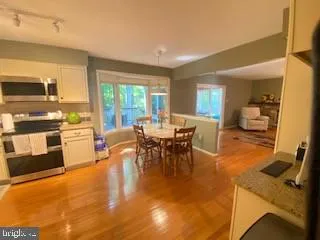 7416 Carath Ct, Springfield, Virginia 22153