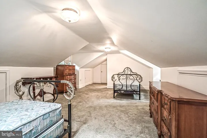 310 Shadow Walk, Falls Church, Virginia 22046