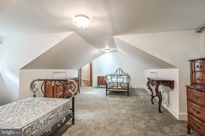 310 Shadow Walk, Falls Church, Virginia 22046