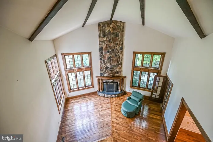 310 Shadow Walk, Falls Church, Virginia 22046